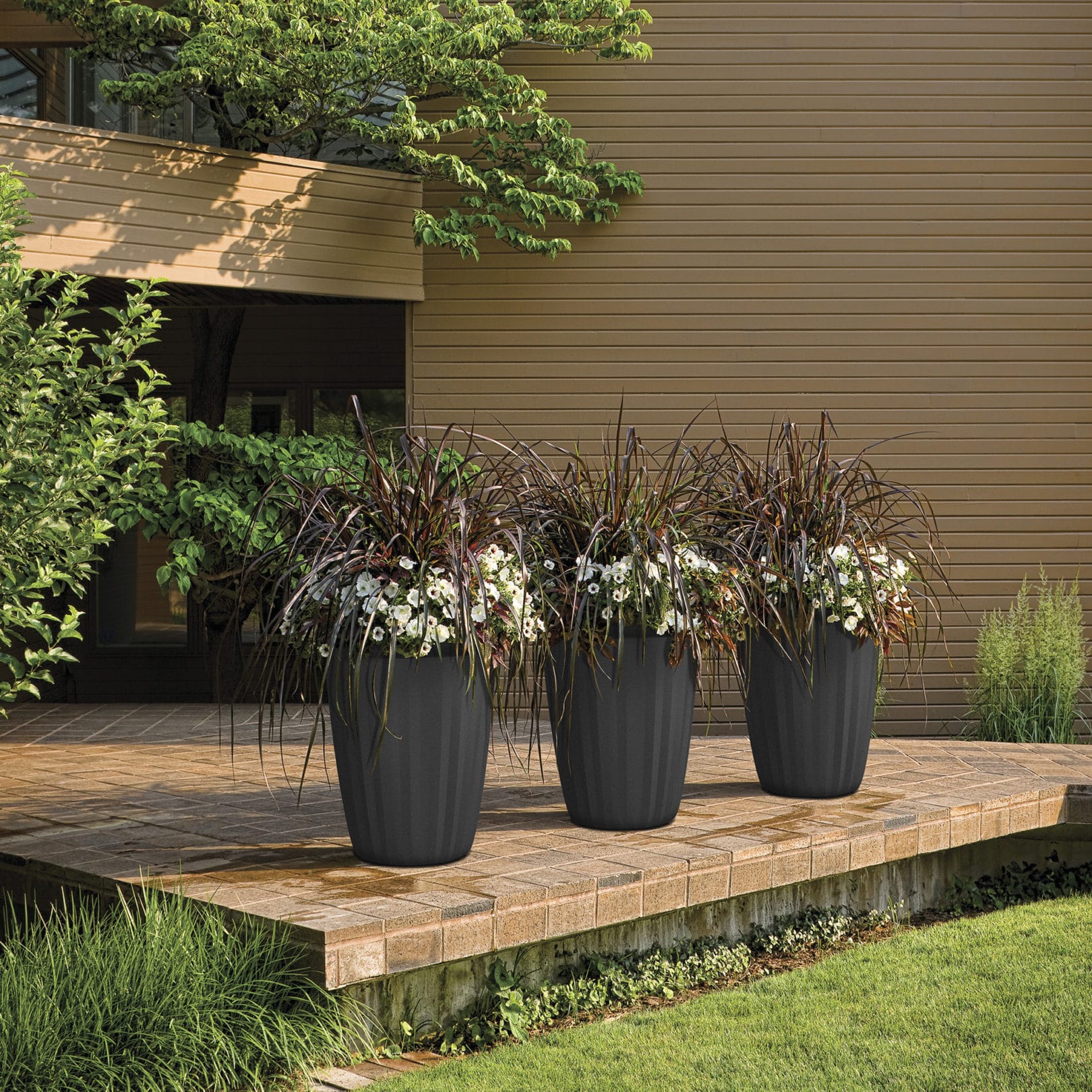 Repetitive Terrace Pleat Planter